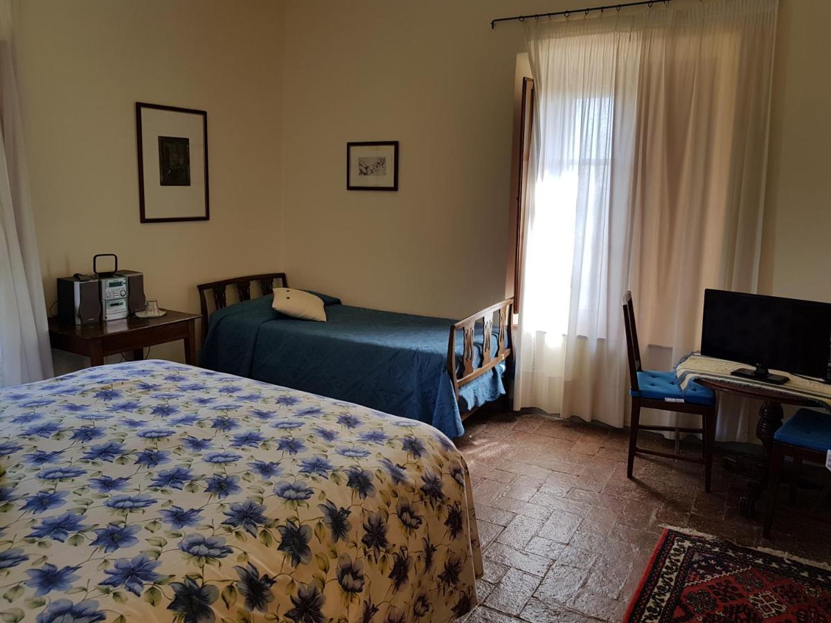 Agriturismo Casa Montecucco Джункарико Экстерьер фото