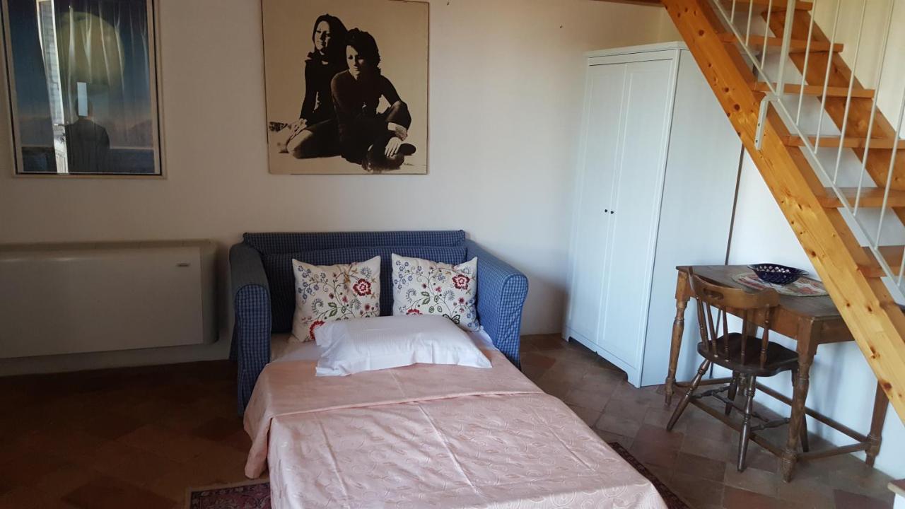 Agriturismo Casa Montecucco Джункарико Экстерьер фото