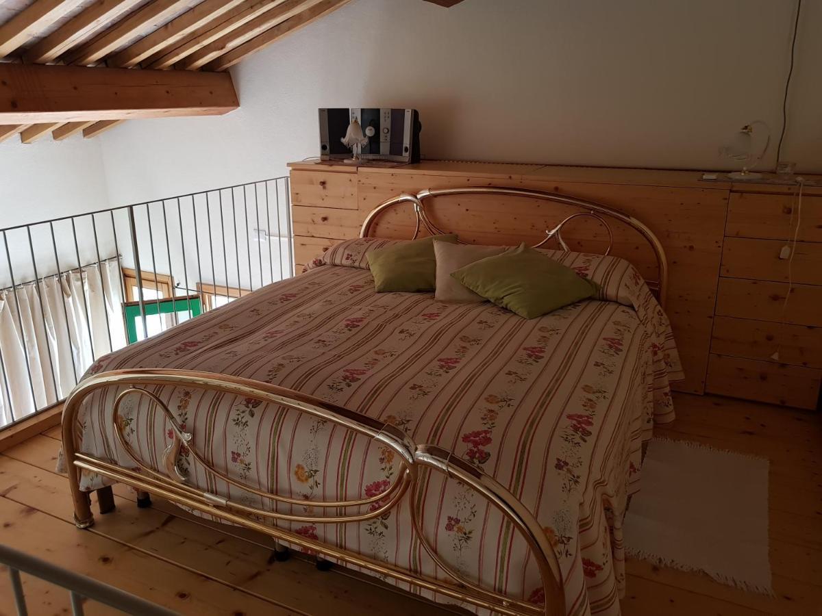 Agriturismo Casa Montecucco Джункарико Экстерьер фото